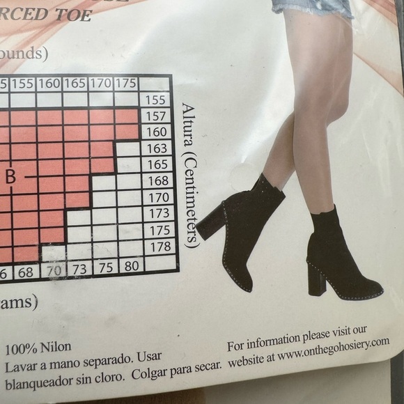 ON THE GO Pantyhose Size B Nude Day Sheer, Invisible Reinforced Toe MADE IN USA! - Picture 6 of 8